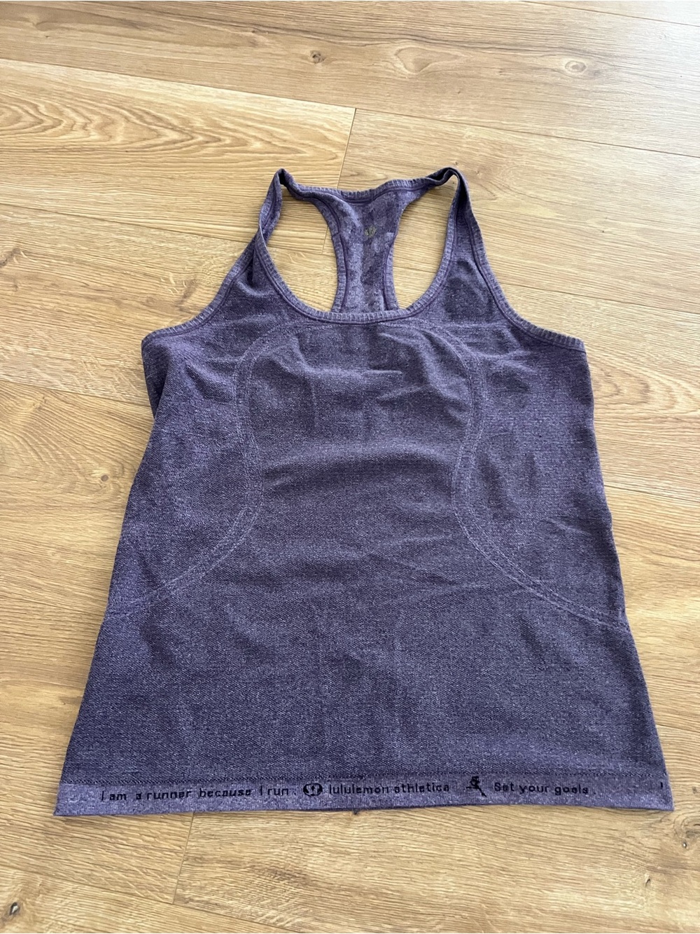 lululemon athletica Swiftly Tech Purple Camo Racerback Tank Top Women’s Size 10 - Picture 8 of 11